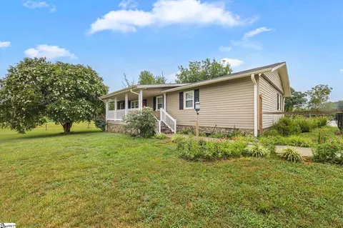148 Mulberry Rd, Blacksburg, SC 29702