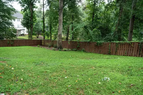 Exterior - 196 Timberleaf Dr, Duncan, SC 29334 photo 3 of 3
