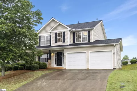 110 Twinflower Dr, Taylors, SC 29687