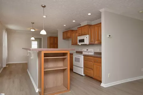 Kitchen - 579 Daventon Rd, Honea Path, SC 29654 photo 1 of 6