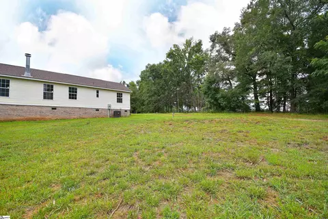 Exterior - 579 Daventon Rd, Honea Path, SC 29654 photo 7 of 8