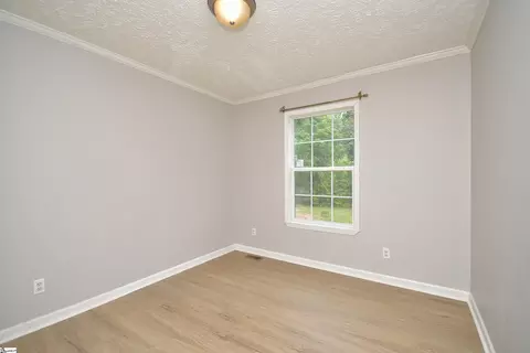 Bedroom - 579 Daventon Rd, Honea Path, SC 29654 photo 5 of 6
