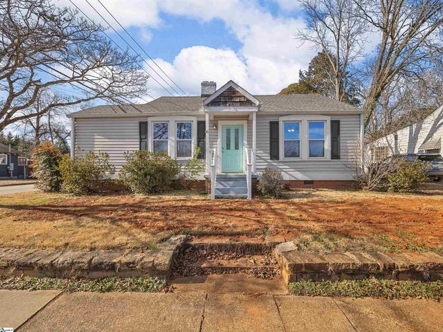 201 Perry Rd, Greenville, SC 29609