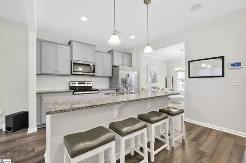 Kitchen - 313 Balsa Way, Seneca, SC 29678 photo 2 of 2
