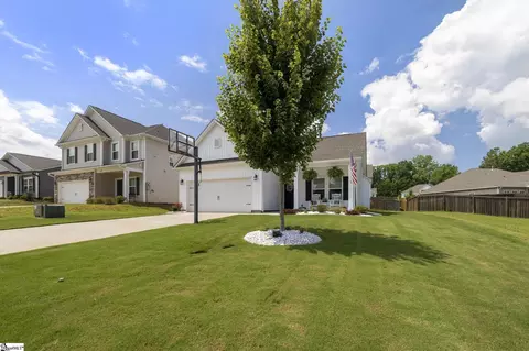 Exterior - 313 Balsa Way, Seneca, SC 29678 photo 2 of 9
