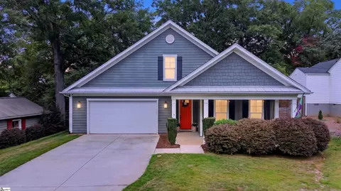 7 Tyler St, Greenville, SC 29605