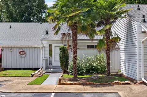 61 Topsail Ct, Greenville, SC 29611