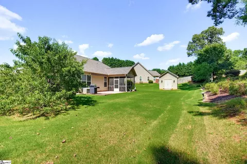 Exterior - 120 Hubbard Ln, Greer, SC 29651 photo 9 of 11