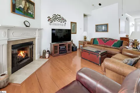 Living - 120 Hubbard Ln, Greer, SC 29651 photo 1 of 2