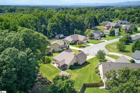 View/Area - 120 Hubbard Ln, Greer, SC 29651 photo 3 of 6