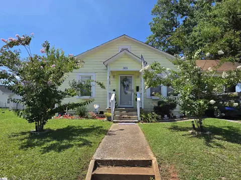 303 Poplar St, Gaffney, SC 29341