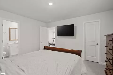 Bedroom - 524 Sapling Gap Rd, Greer, SC 29651 photo 3 of 5
