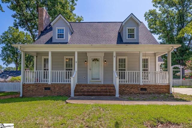 7 Ashley Ln, Taylors, SC 29687