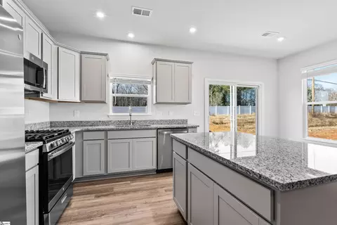 189 Randwick Ln, Greer, SC 29651 photo 6