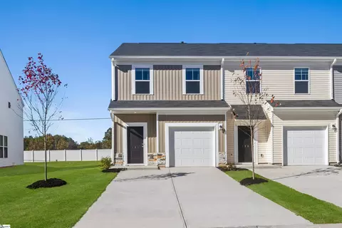 189 Randwick Ln, Greer, SC 29651