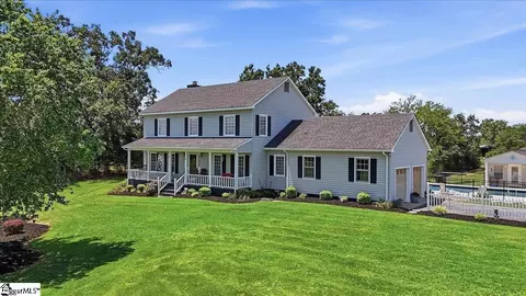 418 River Rd, Union, SC 29379