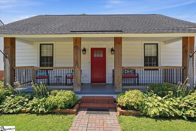 417 Pennsylvania Ave, Greer, SC 29650
