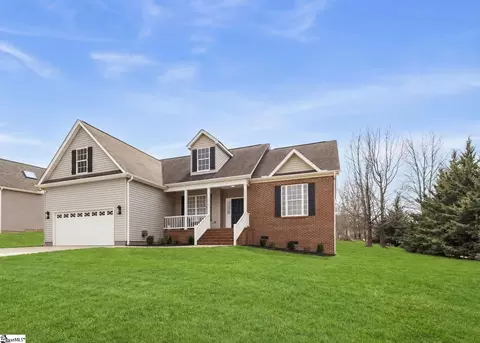 104 Josh Ct, Greer, SC 29651