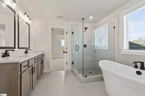 Bath - 89 Boggs Rd, Pelzer, SC 29669 photo 1 of 1