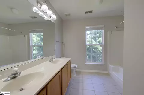 210 Highgate Cir, Greer, SC 29650 photo 38
