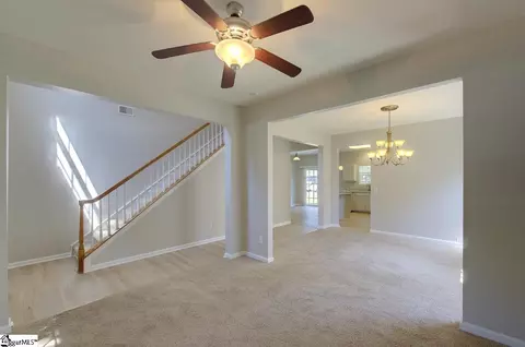 210 Highgate Cir, Greer, SC 29650 photo 8