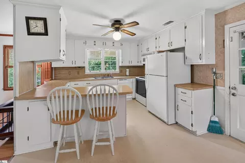 Kitchen - 2815 Leconte Rd, Anderson, SC 29621 photo 1 of 3
