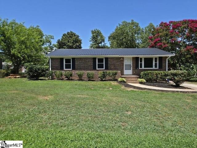 13 Prestbury Dr, Greenville, SC 29605