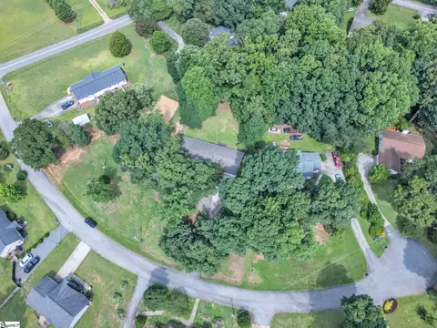 View/Area - 109 Georges Knl, Easley, SC 29640 photo 4 of 5
