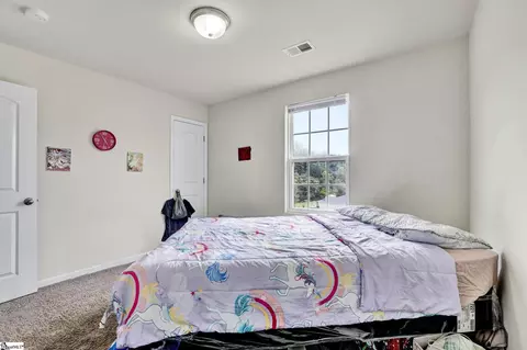 Bedroom - 156 Queens Cir, Laurens, SC 29360 photo 2 of 8