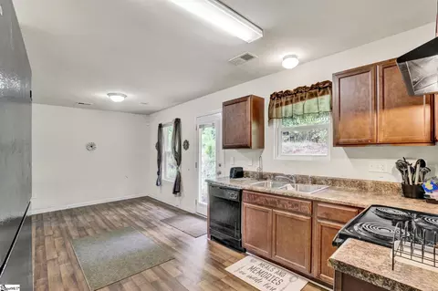 Other - 156 Queens Cir, Laurens, SC 29360 photo 3 of 8