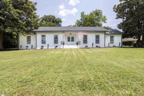 315 Griffin Rd, Greenville, SC 29607