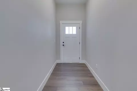 Entry Way - 123 Hideaway Ln, Easley, SC 29640 photo 2 of 5