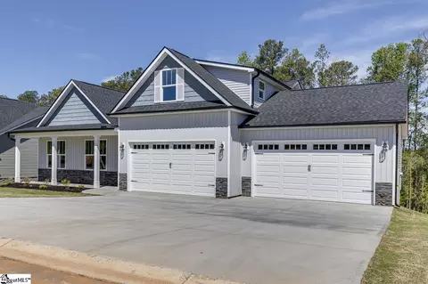 Exterior - 123 Hideaway Ln, Easley, SC 29640 photo 3 of 7