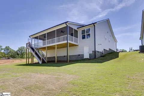 Exterior - 123 Hideaway Ln, Easley, SC 29640 photo 6 of 7