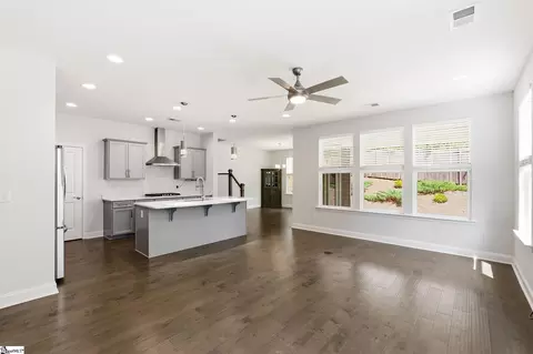 Living - 215 Wrightwood Ln, Greer, SC 29650 photo 3 of 3
