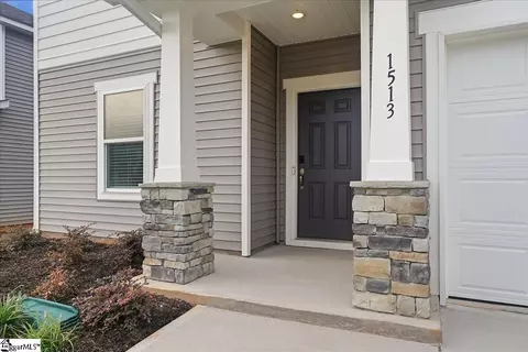 Exterior - 1513 Switchback Cir, Moore, SC 29369 photo 5 of 8
