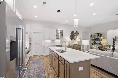 Kitchen - 731 Glendon St, Greer, SC 29651 photo 3 of 3