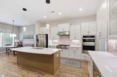 Kitchen - 731 Glendon St, Greer, SC 29651 photo 1 of 3