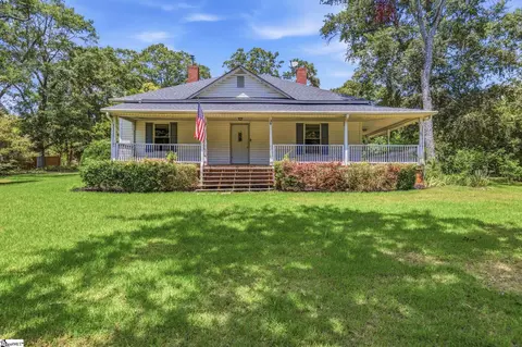 36 Dendy St, Pelzer, SC 29669