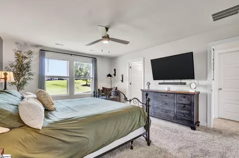 Bedroom - 532 Summit Vw, Moore, SC 29369 photo 1 of 9