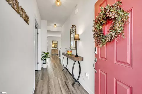 Entry Way - 532 Summit Vw, Moore, SC 29369 photo 1 of 4
