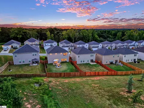 View/Area - 532 Summit Vw, Moore, SC 29369 photo 2 of 4