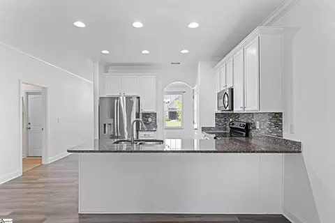 Kitchen - 44 Tannery Dr, Greer, SC 29651 photo 3 of 3