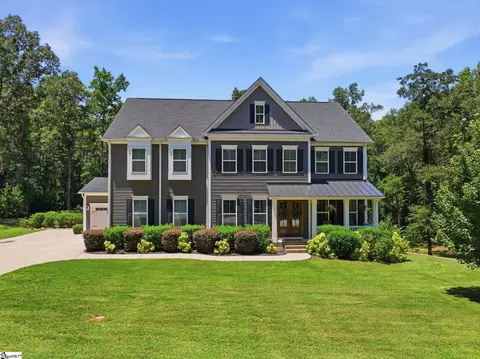 36 Modesto Ln, Simpsonville, SC 29681