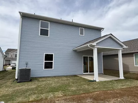 1229 Crested Iris St, Moore, SC 29369 photo 2