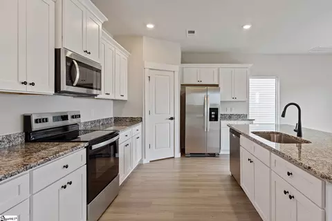 1229 Crested Iris St, Moore, SC 29369 photo 7