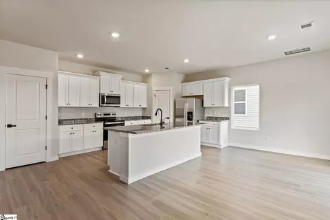 1229 Crested Iris St, Moore, SC 29369 photo 6