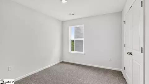 Bedroom - 131 Lazzon Rd, Moore, SC 29369 photo 3 of 9