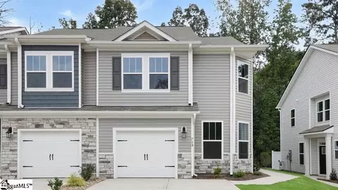 713 Lesbury Ln, Spartanburg, SC 29301