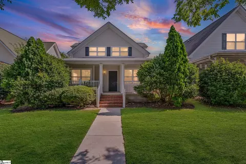 335 Woodlark St, Greenville, SC 29607